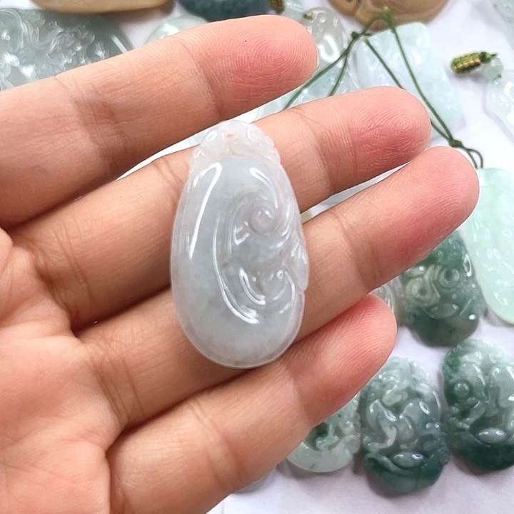 翡翠未镶嵌颈饰天然翡翠