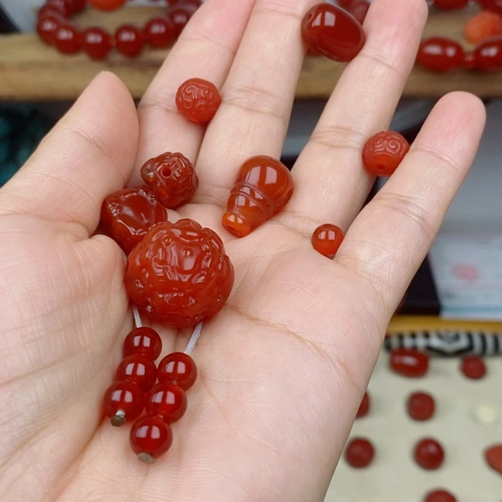哎***！玛瑙/玉髓未镶嵌颈饰