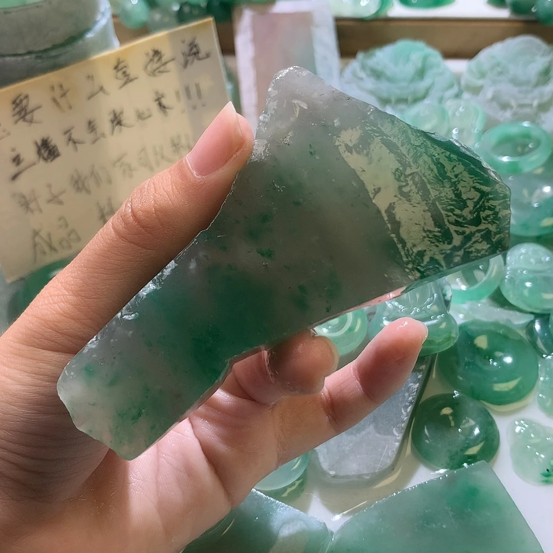 石英质玉未镶嵌珠宝半成品