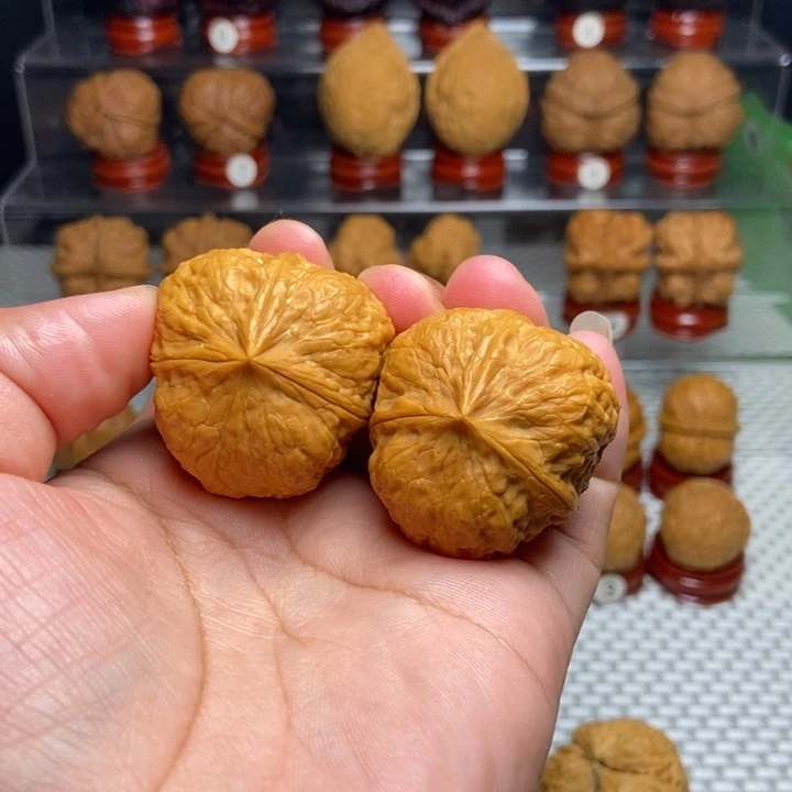 把件文玩核桃御宝三棱51