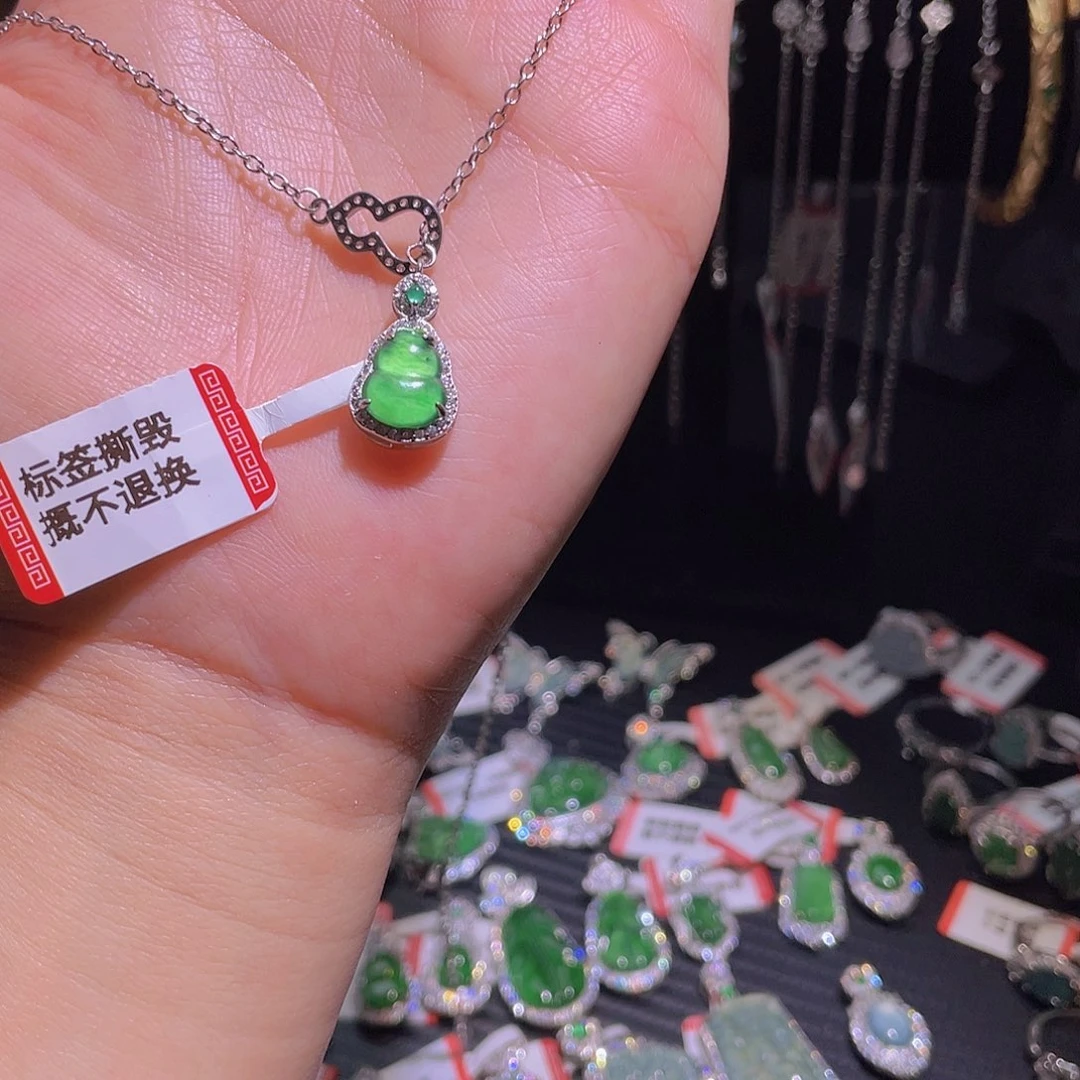 项链未镶嵌翡翠项链