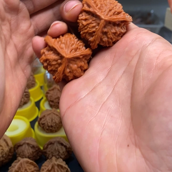 文玩核桃吊坠文玩核桃全品盘山三棱41～