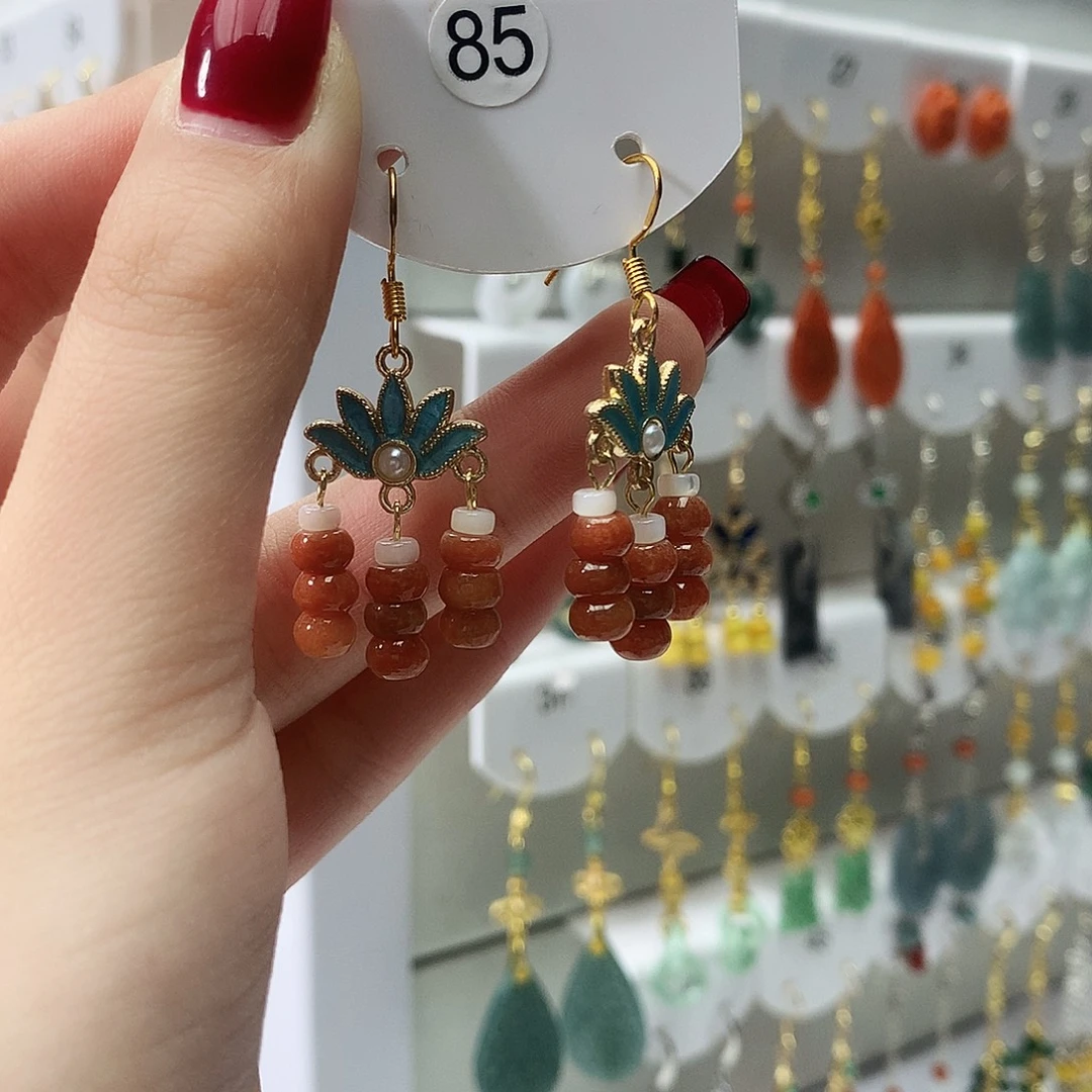 翡翠未镶嵌耳饰85