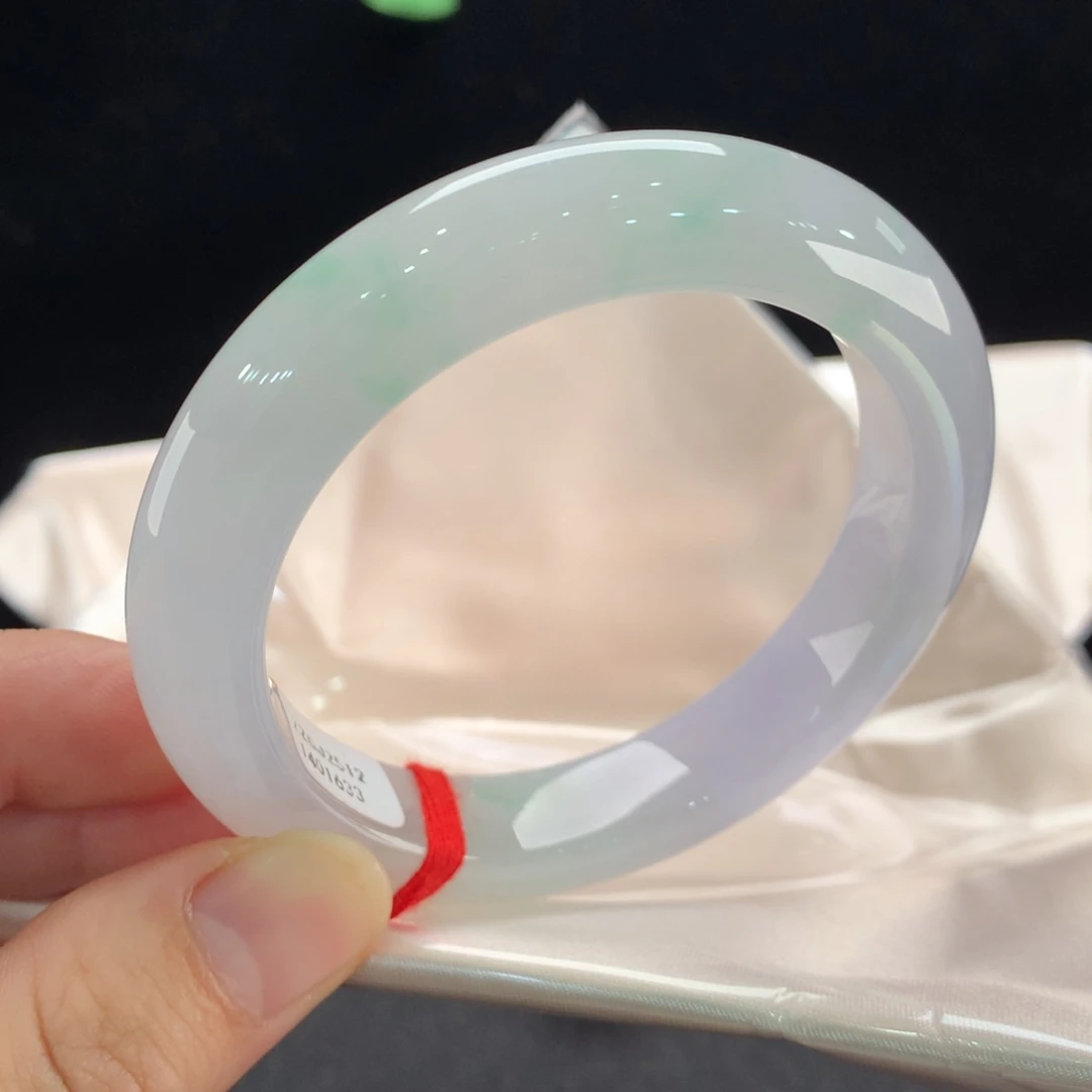 翡翠未镶嵌手镯1633