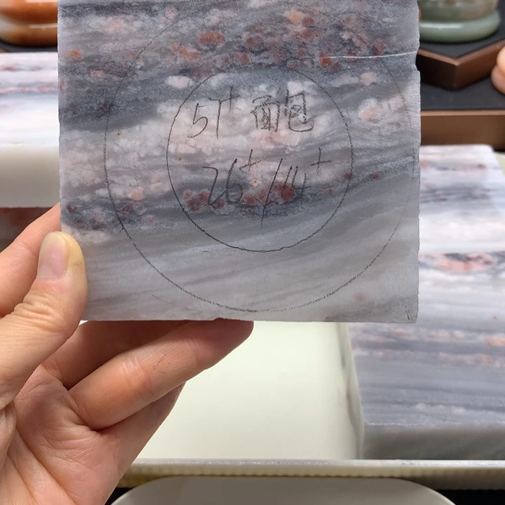 让***开石英质玉（佘太翠）手镯未镶嵌