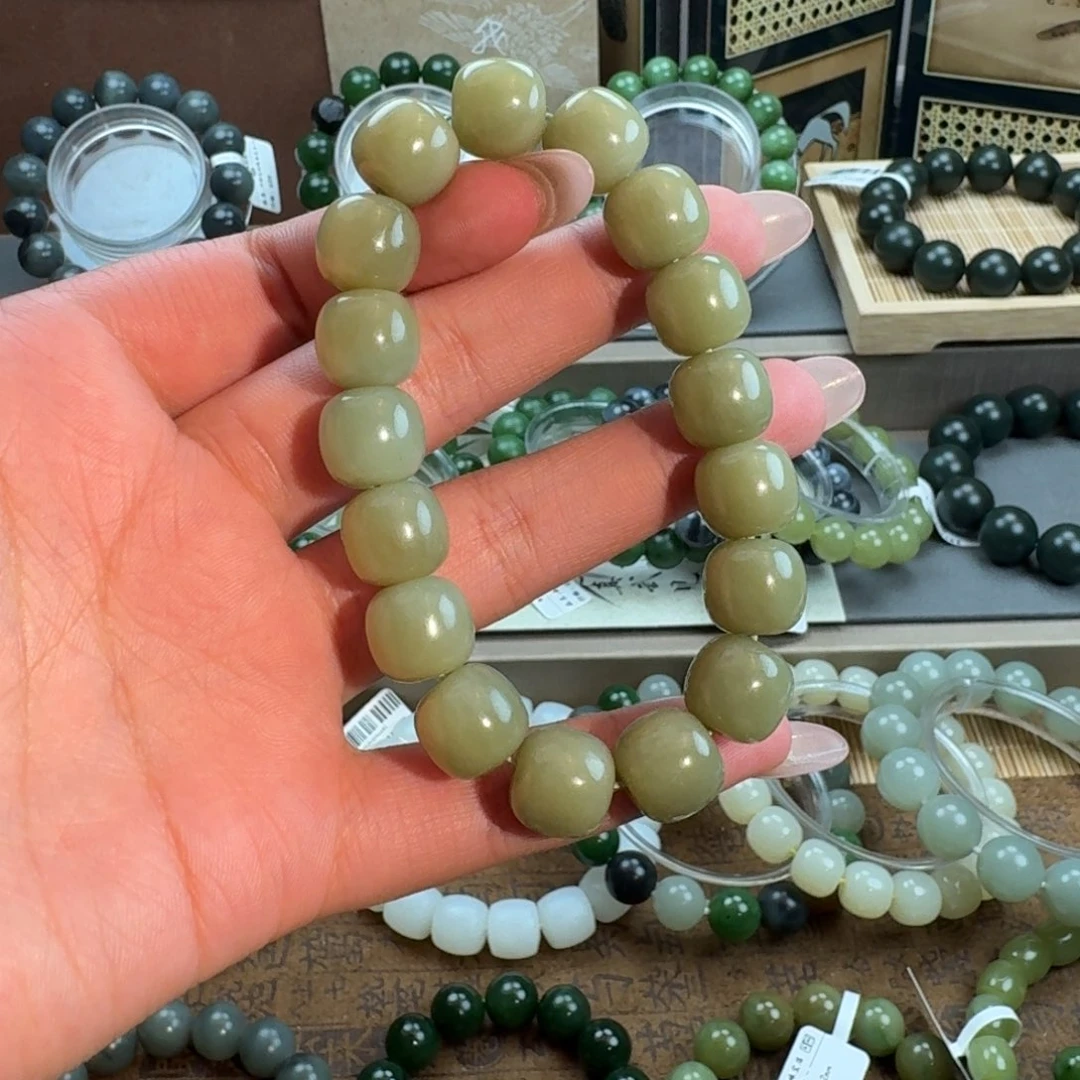 和田玉未镶嵌手链