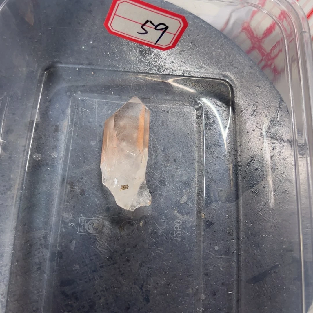 悦***悦珠宝半成品水晶未镶嵌