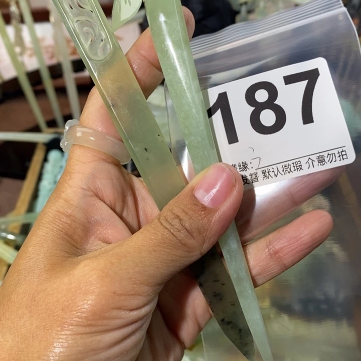 ****J蛇纹石玉未镶嵌发饰