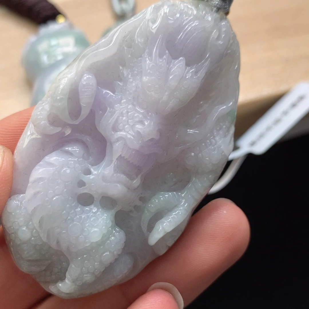 翡翠未镶嵌颈饰吊坠