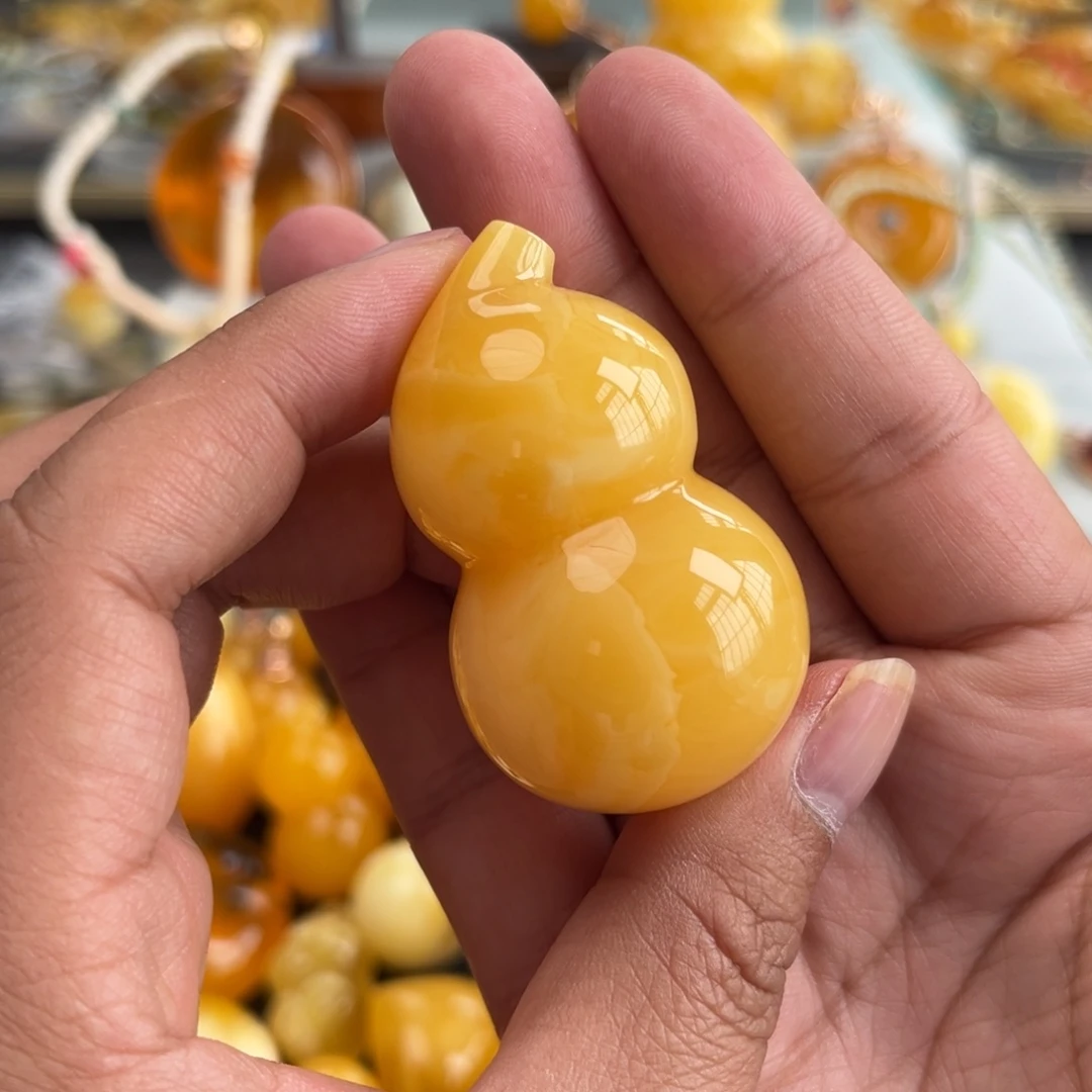 未镶嵌蜜蜡珠宝奇石