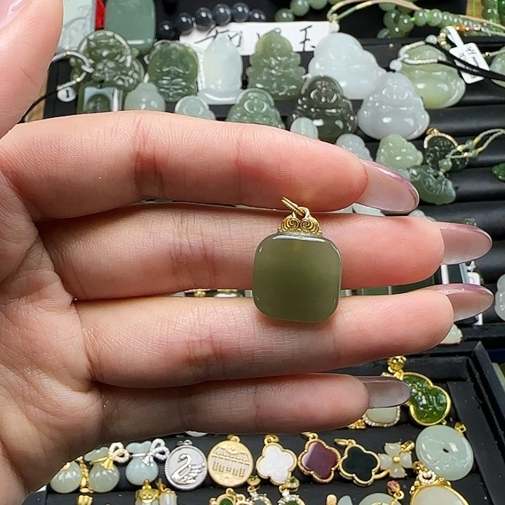 和田玉银S925镶嵌颈饰