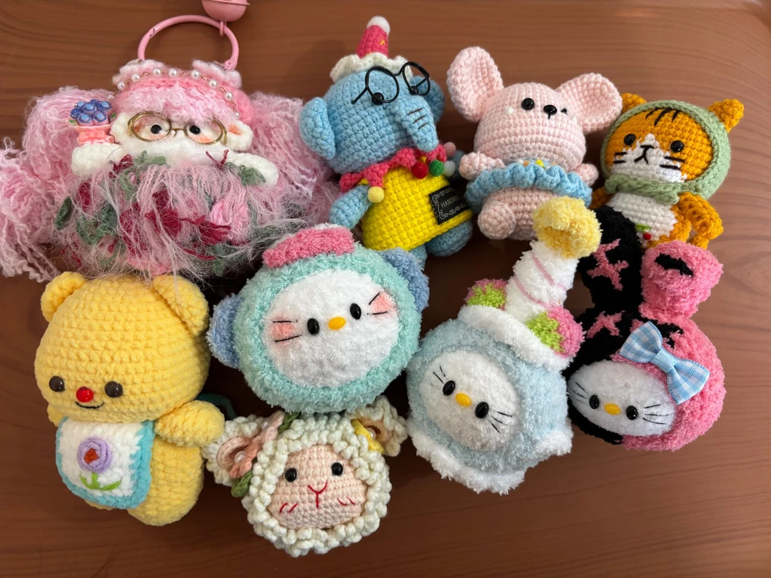 手工毛线钩织挂件玩偶