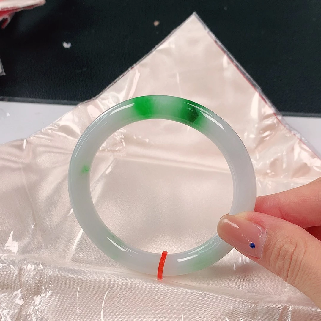 未镶嵌手镯翡翠519