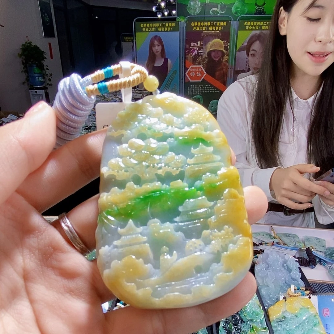 颈饰未镶嵌翡翠翡翠