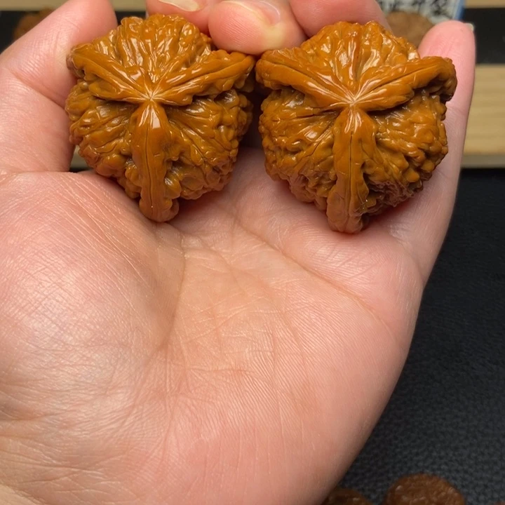 文玩核桃把件?*工艺三棱