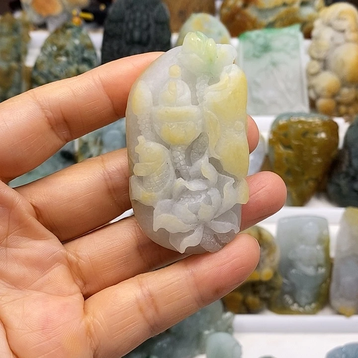 未镶嵌定制翡翠挂件7
