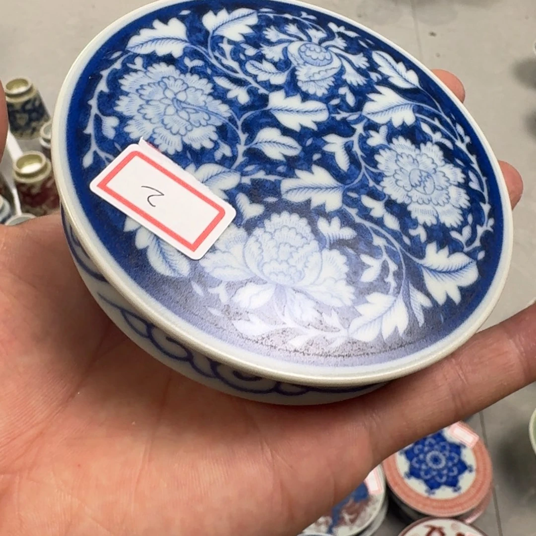 杯青花国色天香盖置