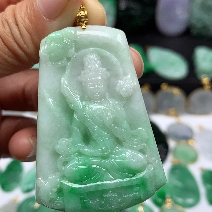 翡翠吊坠(不含链)18K金镶嵌