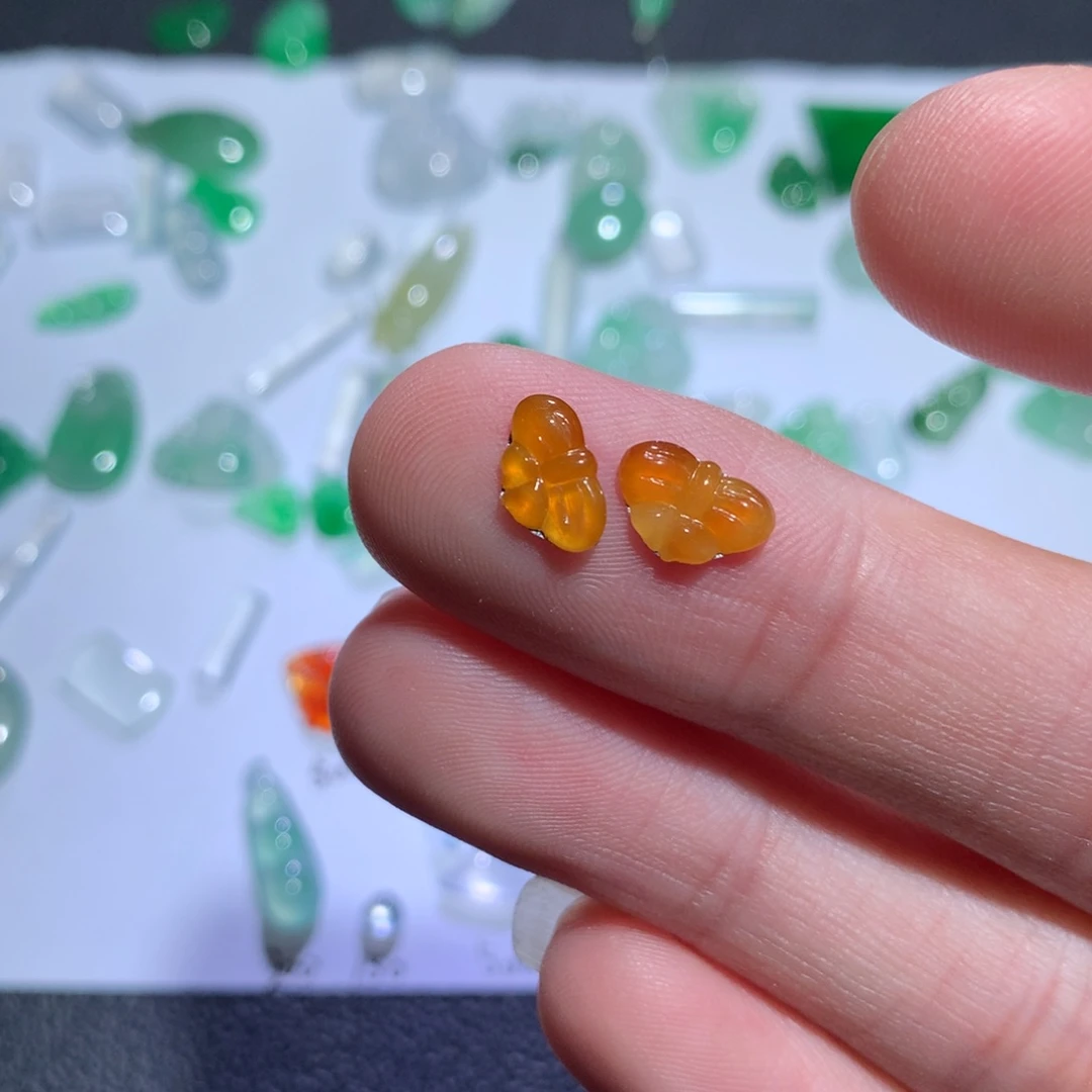 翡翠裸石天然a货翡翠蝴蝶结