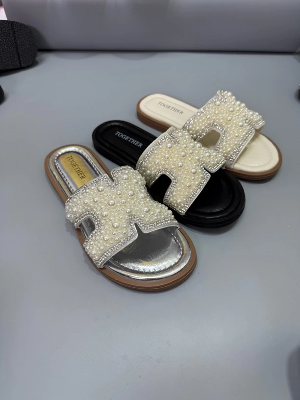 新品尝鲜价！水钻珍珠平底时装洋气拖鞋1-866-2