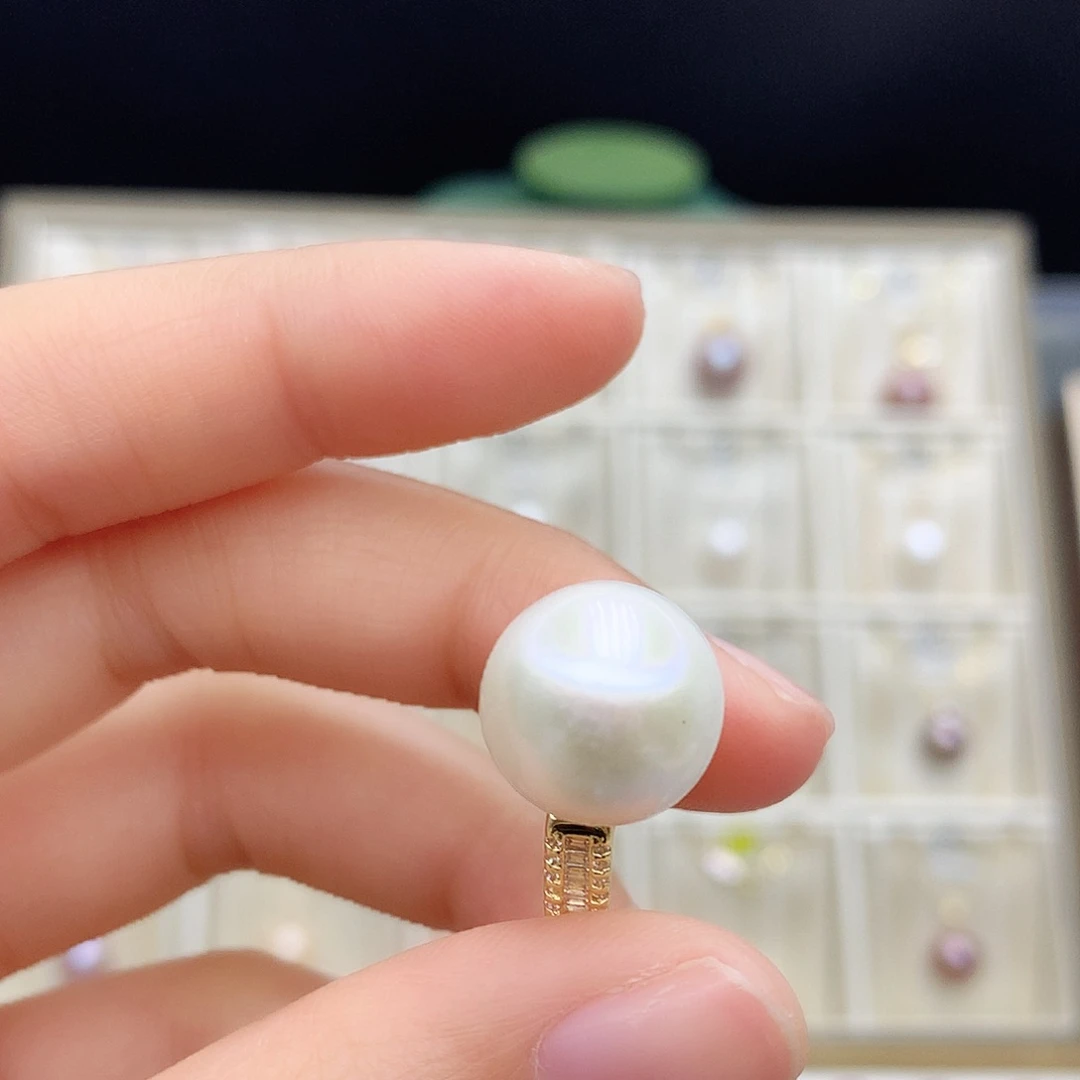 淡水珍珠颈饰合金