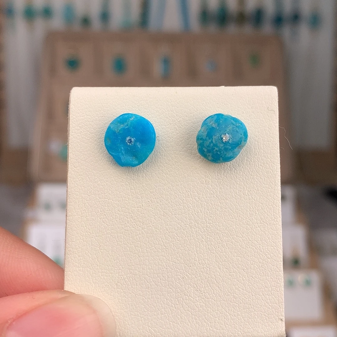 绿松石未镶嵌耳饰