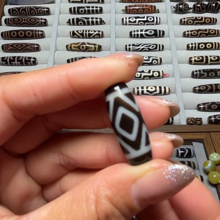 未镶嵌颈饰玛瑙/玉髓