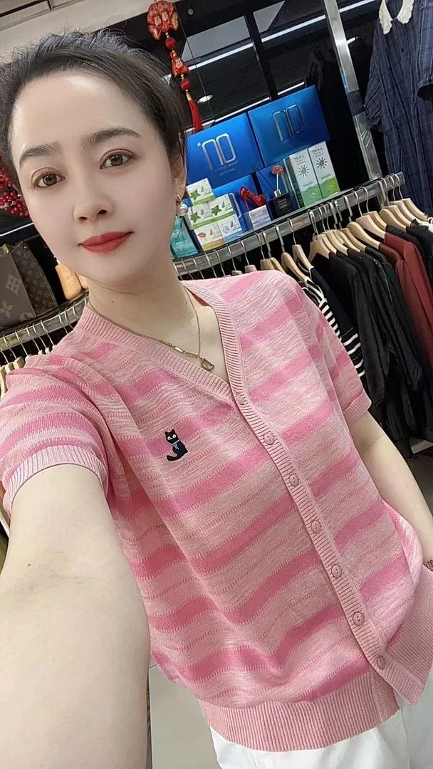 [秀客严选] 夏款V领猫咪条纹莱赛尔针织短袖