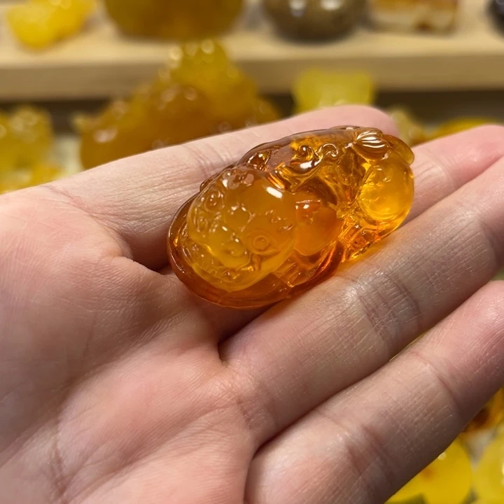 琥珀颈饰未镶嵌琥珀蜜蜡