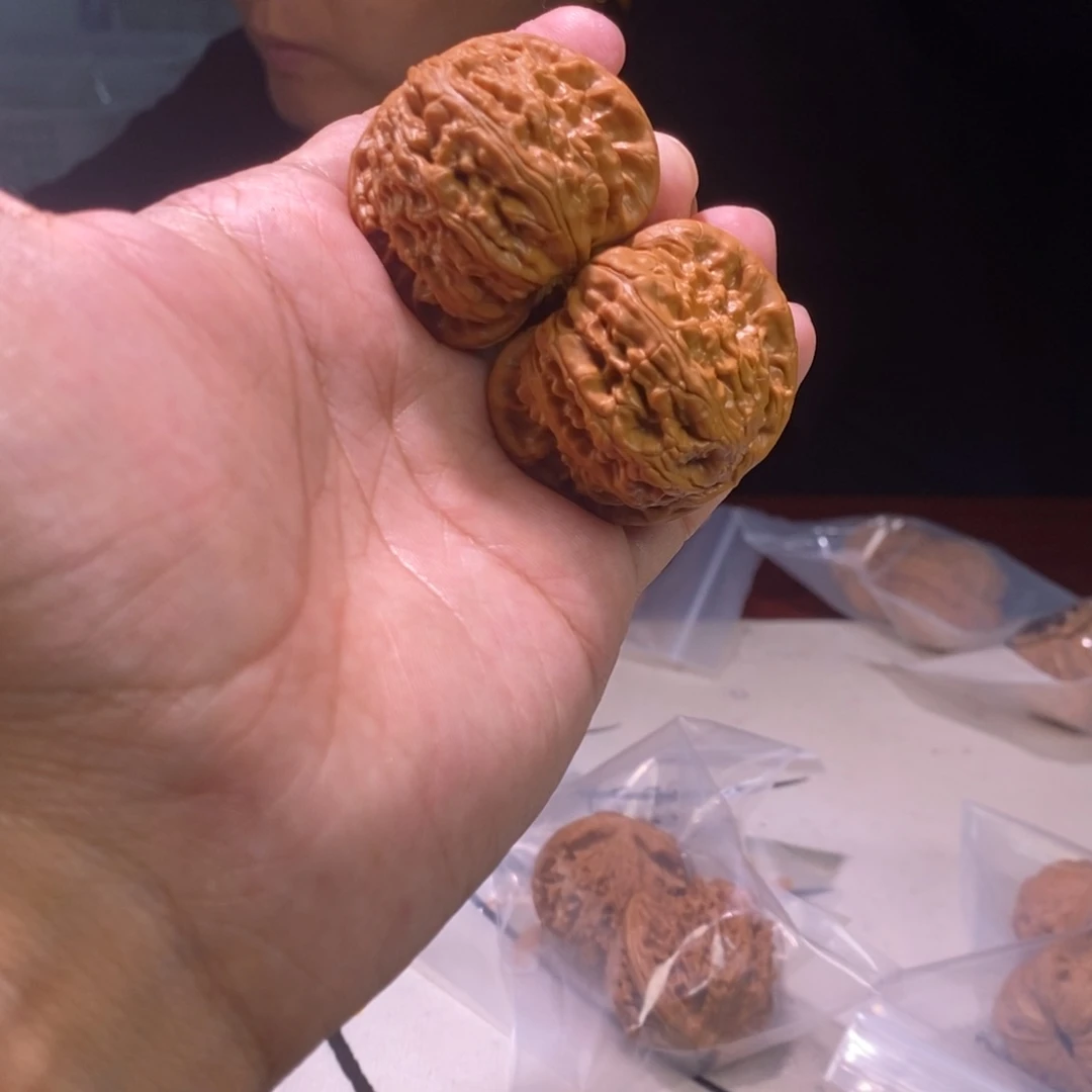 文玩核桃把件白狮子045