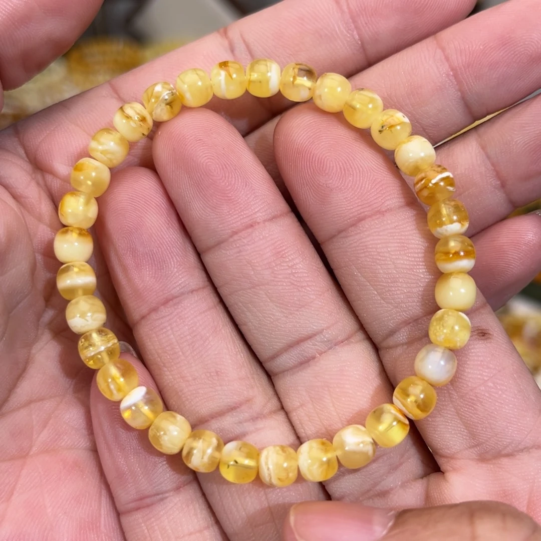 琥珀未镶嵌手链有瑕疵6.0x5.5mm