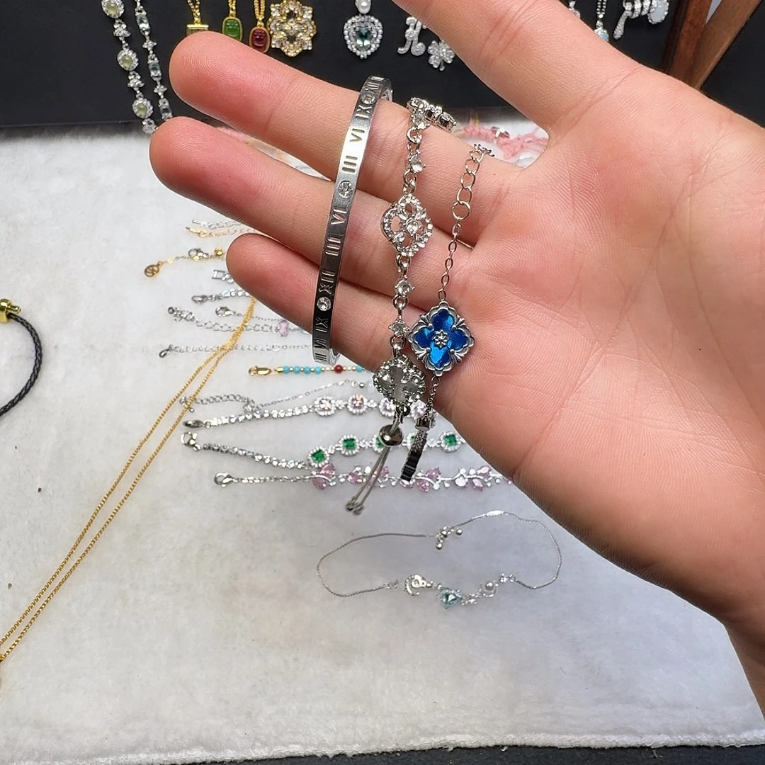 饿***呗足银玻璃手镯手链