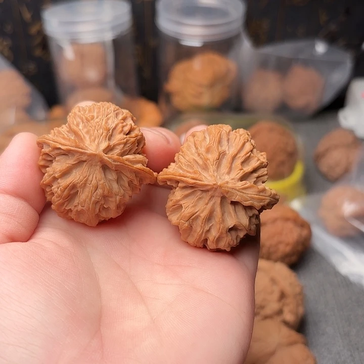 吊坠文玩核桃苹果园