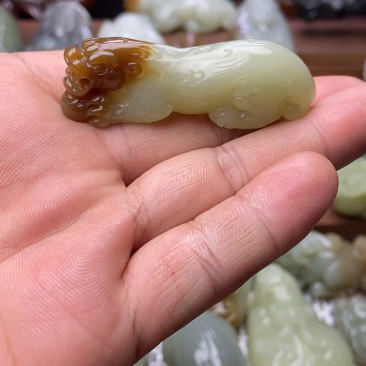 和田玉未镶嵌挂件