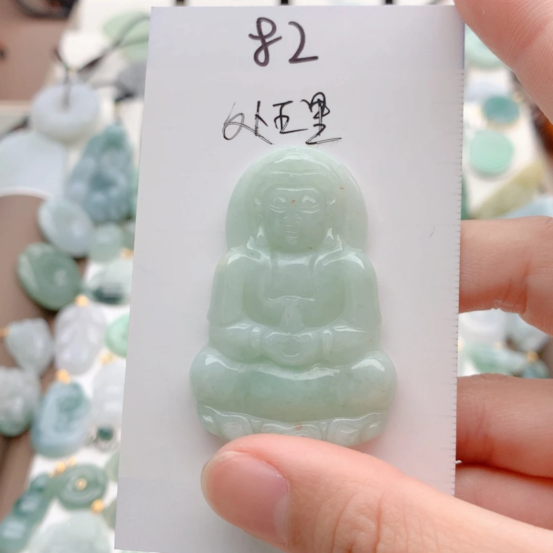 翡翠未镶嵌颈饰吊坠