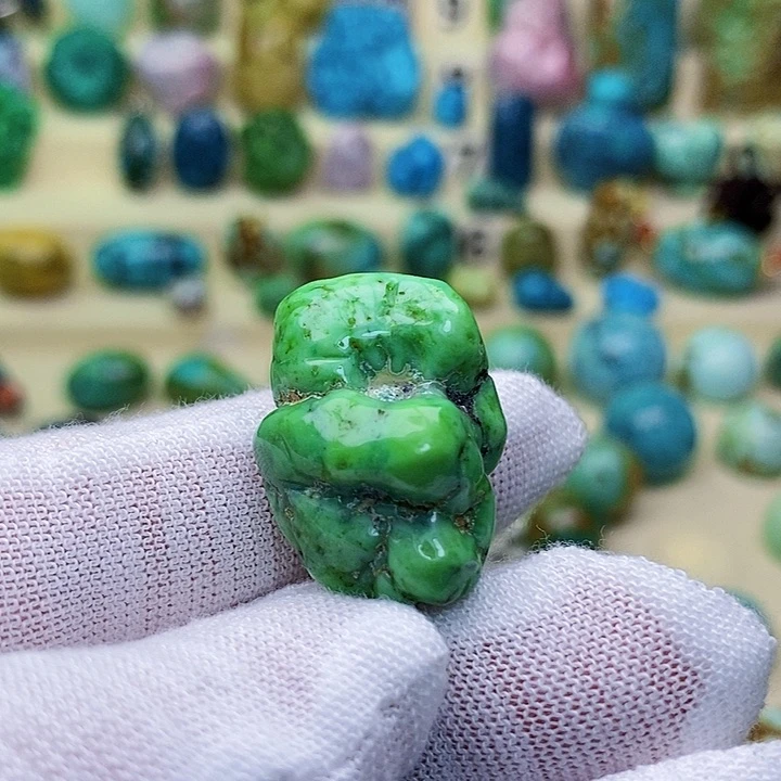 绿松石未镶嵌配饰