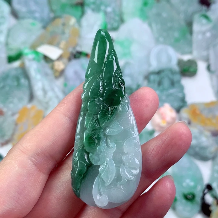 翡翠未镶嵌吊坠(不含链)