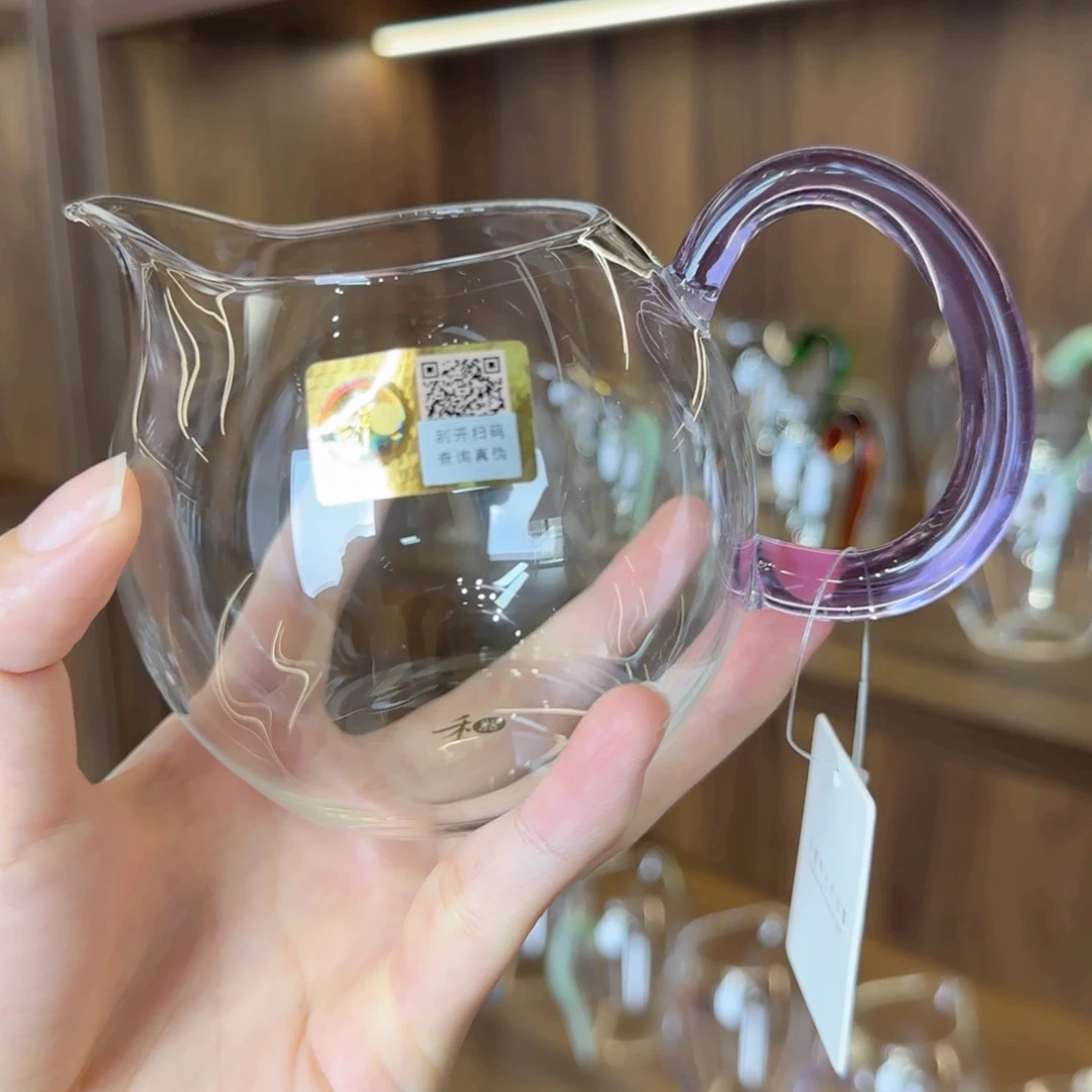 畅然浅紫色公道杯