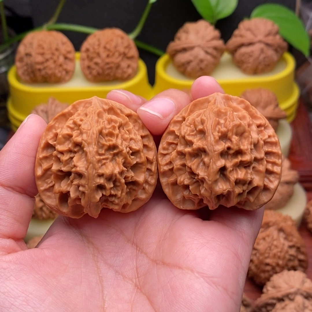 把件文玩核桃40“头茬”原桩苹果园