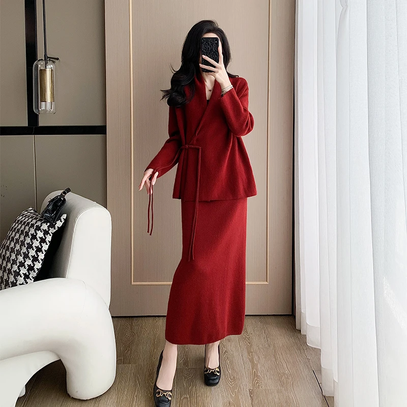 休闲慵懒风宽松显瘦针织套装女秋季新中式过年红色长袖毛衣两件套