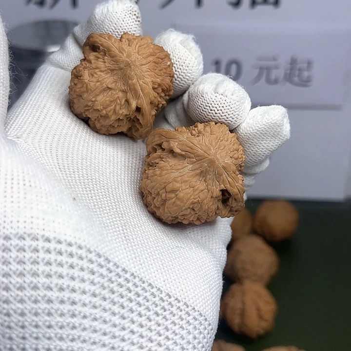 吊坠文玩核桃41号，35+尺，全品满天星