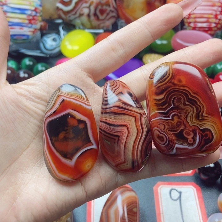 不***样未镶嵌玛瑙/玉髓珠宝奇石