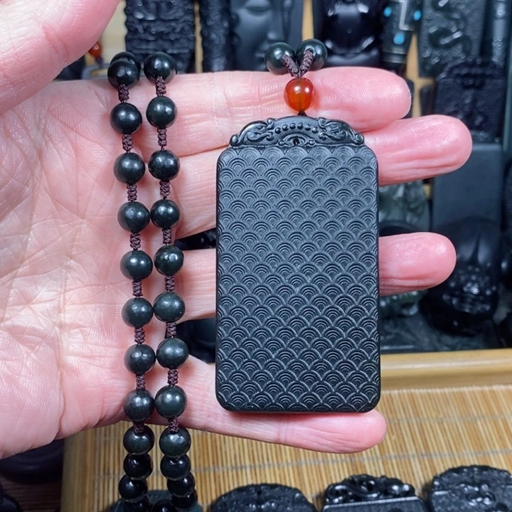 和田玉（青玉）颈饰未镶嵌