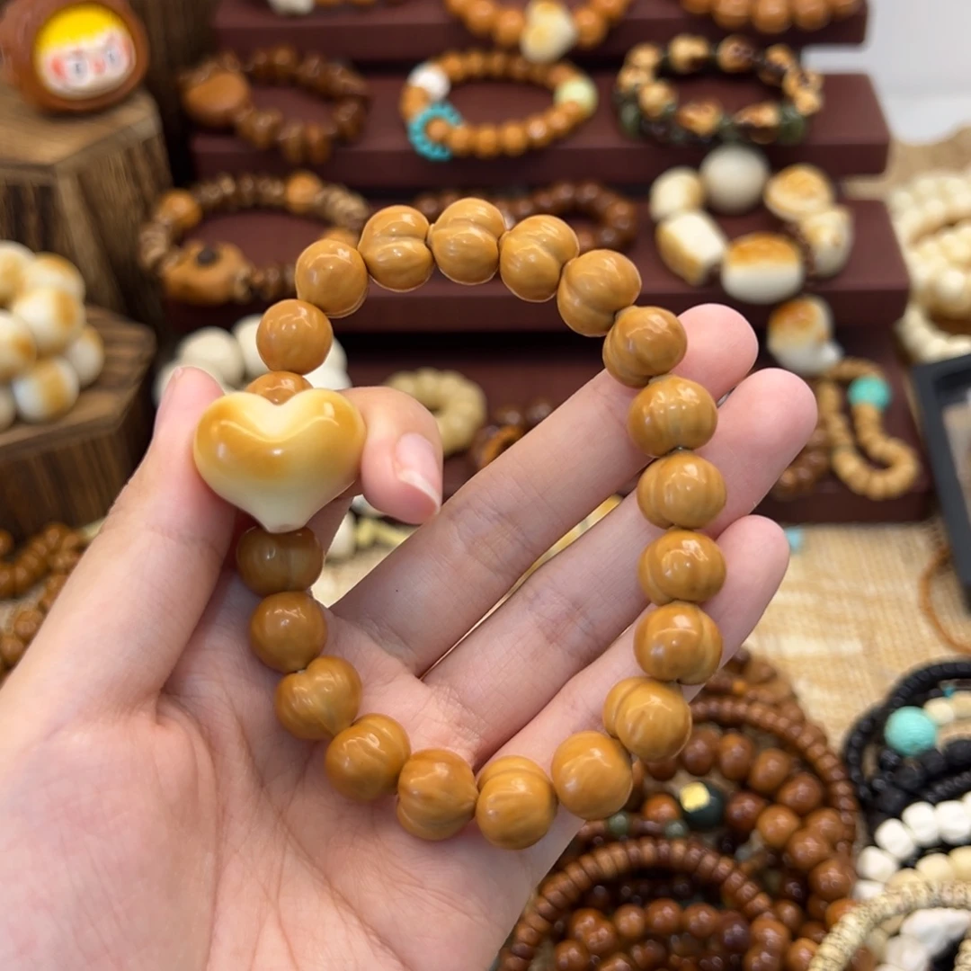 8***念猴头核桃手串屁桃卡12