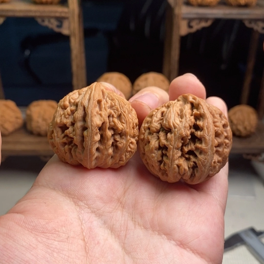 文玩核桃吊坠文玩核桃粗筋38