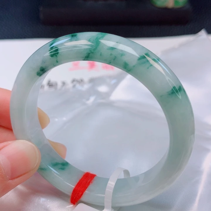 未镶嵌手镯翡翠55圈口