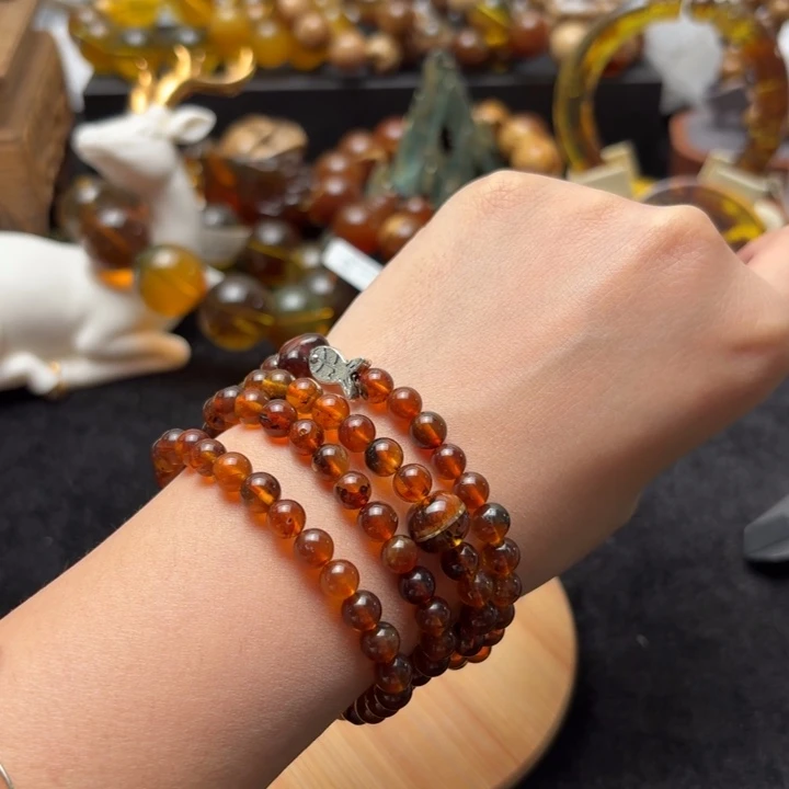 琥珀未镶嵌珠宝奇石红蜜植物设计款