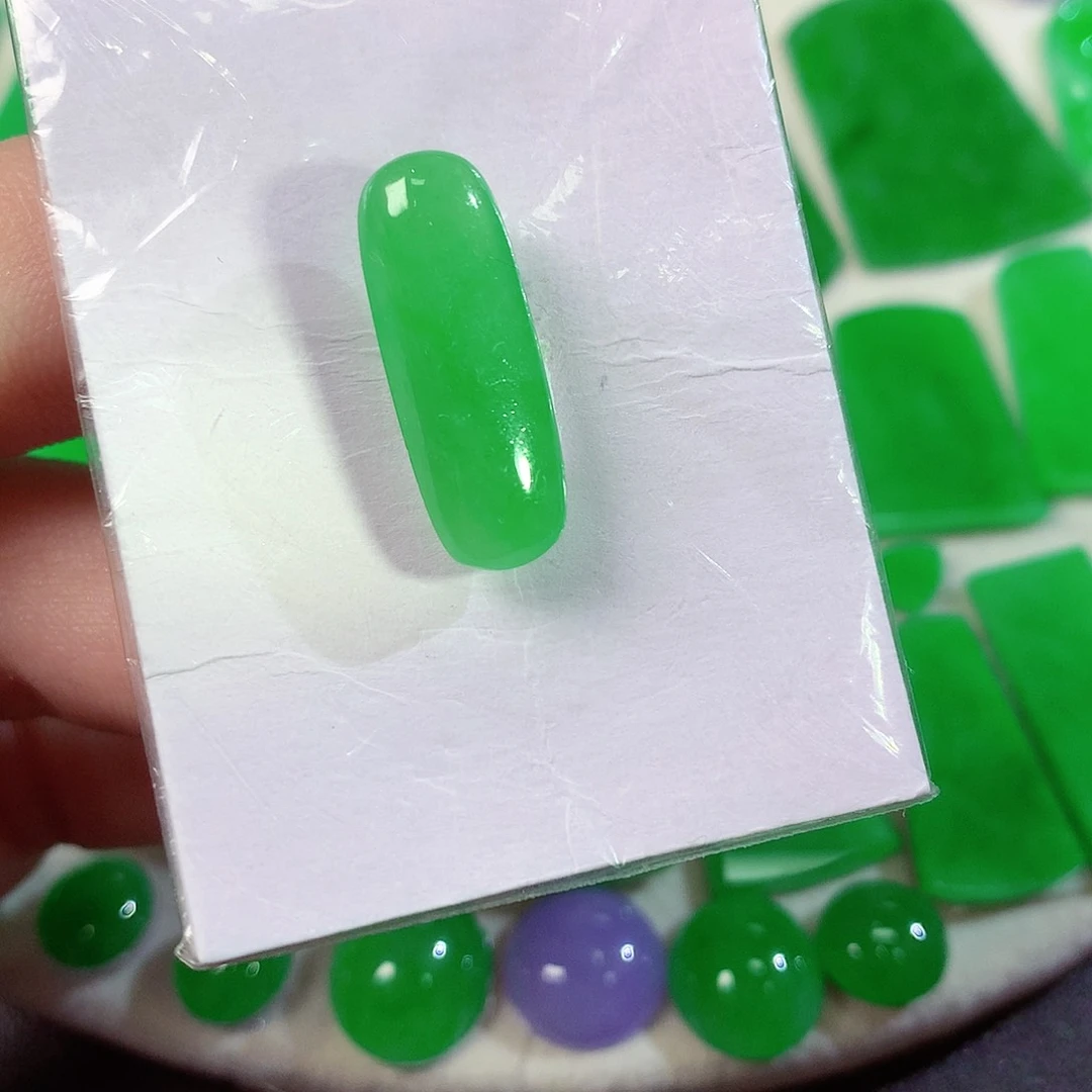 翡翠未镶嵌颈饰天然翡翠