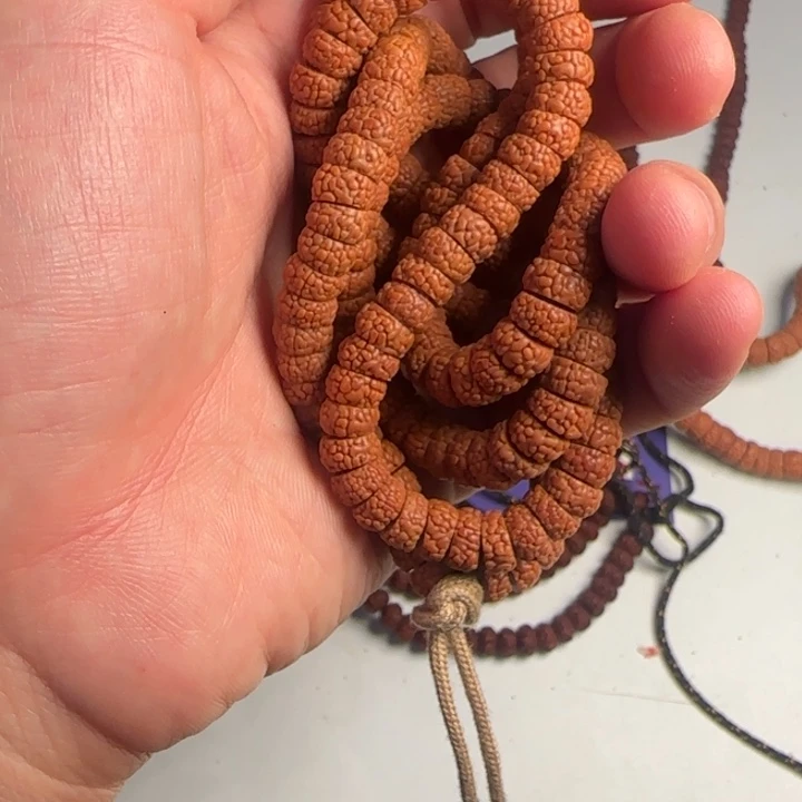 吊坠金刚菩提就龙肠8.5左右108