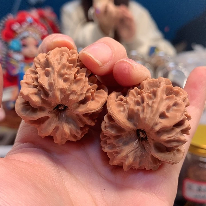 文玩核桃吊坠36 龙门涧